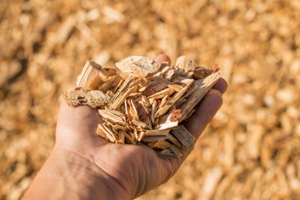 Wood Chips Spreading in Duluth