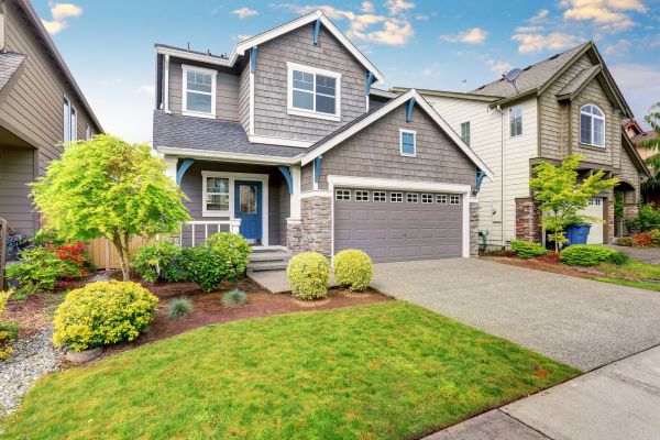 Curb Appeal Landscaping in Duluth